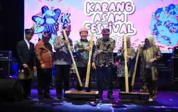 Karang Asam Festival 2025 Resmi Dibuka, Herman Deru: Budaya dan Ekonomi Bisa Berjalan Beriringan