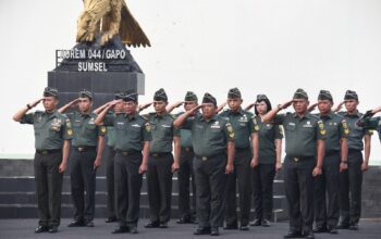 Korem 044/Gapo Gelar Upacara Bendera 17-an, Teguhkan Disiplin dan Soliditas Prajurit