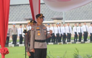 Pimpin Upacara, Irjen Pol Sandi Nugroho Tekankan Integritas Personel Polda Sumsel
