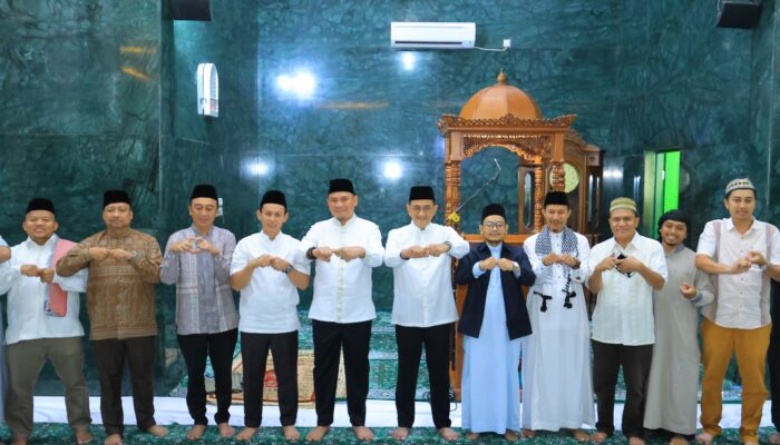 Sekda Edward Candra Hadiri Pengajian Ramadan, Perkuat Sinergi Pemprov dan DPRD Sumsel