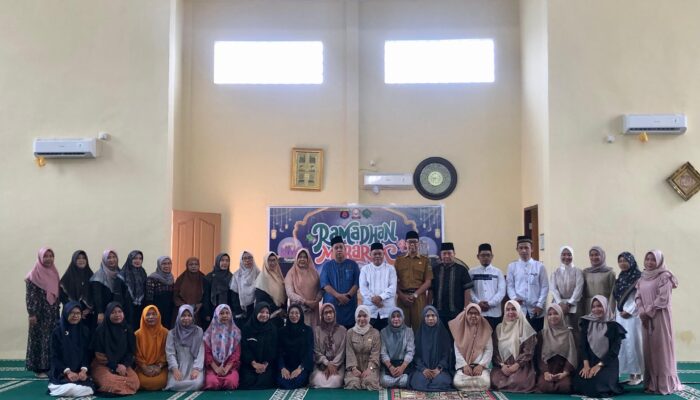 Pesantren Ramadhan 1447 H SMAN 8 Palembang Perkuat Karakter dan Kepedulian Sosial Siswa