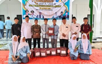 Pesantren Ramadan SMKN 5 Palembang Berakhir Khidmat, Perkuat Iman dan Kepedulian Sosial Siswa