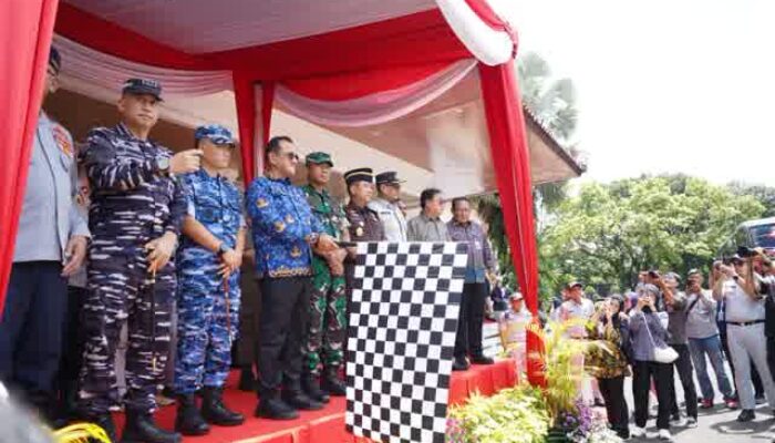 Pastikan Pemudik Selamat Sampai Tujuan, Kasdam II/Sriwijaya Hadiri Pelepasan Mudik Gratis di Griya Agung