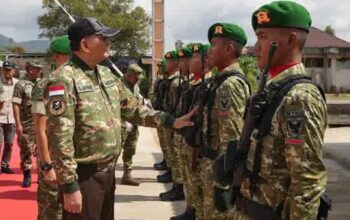 Pangdam II/Sriwijaya Dampingi Menhan RI Tinjau Kesiapan Prajurit Yonif TP 845/Ksatria Satam