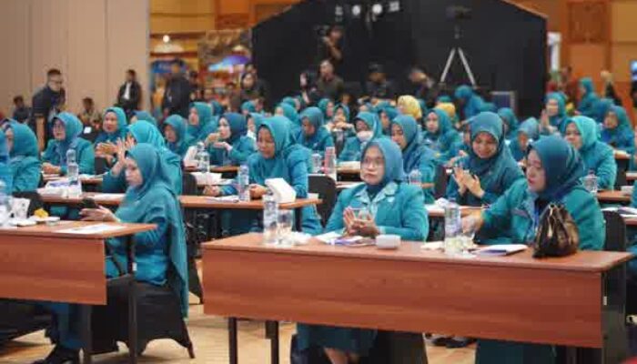 Ketua TP PKK Sumsel Feby Deru Evaluasi 10 Program Pokok PKK pada Rakon 2026