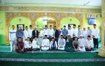 Wagub Cik Ujang Pererat Silaturahmi Lewat Safari Jumat di Masjid Al-Kautsar