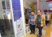 Sekda Sumsel Edward Candra Pastikan Layanan Tetap Optimal, Sidak Dinas PMPTSP di Hari Pertama WFH