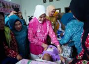 Ketua TP PKK Sumsel Feby Deru Ajak Ibu Rutin Bawa Balita ke Posyandu Demi Kesehatan dan Tumbuh Kembang Optimal