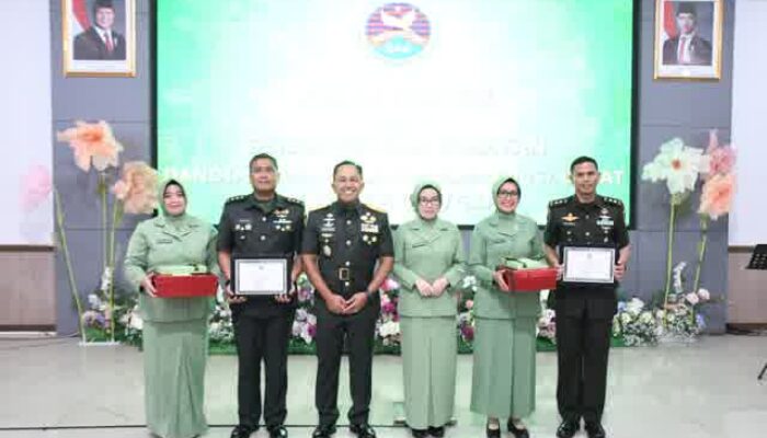 Tongkat Komando Berganti, Dua Dandim di Jajaran Korem 044/Gapo Resmi Berganti