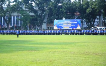 Sekda Sumsel Edward Candra Pimpin Upacara Hari Otonomi Daerah ke-XXX