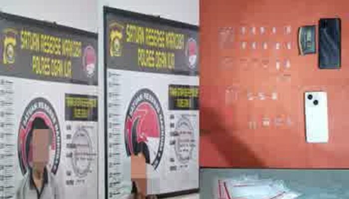 Satresnarkoba Polres Ogan Ilir Gerebek Rumah di Babatan Saudagar, Dua Tersangka Beralamat Sama Ditangkap