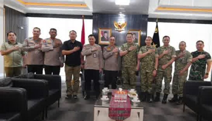Sinergitas Tanpa Batas, Polda Sumsel Sambut Tim Puldata Sahli Panglima TNI di Palembang