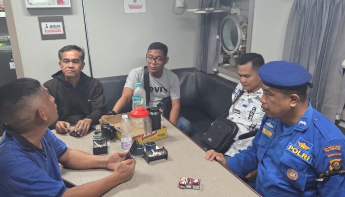 Polda Sumsel Pastikan Tidak Ada Korban Jiwa dalam Insiden Tongkang Hanyut di Perairan Gandus