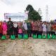Tak Hanya Tinjau Latihan Kesiapan Prajurit Yonif 147/KGJ : Pangdam II/Swj Sapa dan Berbagi Sembako dengan Warga Semendo