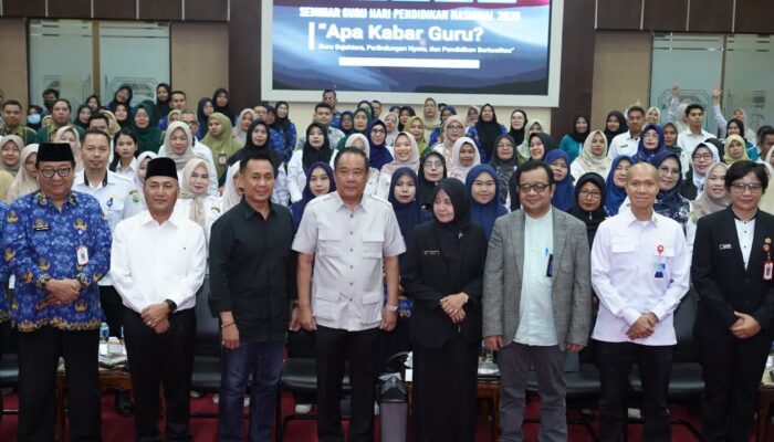 Wagub Sumsel Cik Ujang Tegaskan Guru Tak Tergantikan oleh AI di Seminar Hardiknas 2026