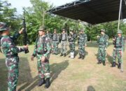 Prajurit Korem 044/Gapo Asah Naluri Tempur Melalui Latihan Menembak