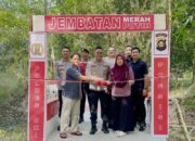 Kapolres OKI Resmikan Jembatan Merah Putih, Wujud Nyata Pengabdian Polri untuk Konektivitas Desa