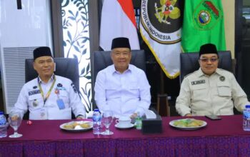 Wagub Cik Ujang Apresiasi Sinergi Petugas dalam Pemulangan Jamaah Haji Kloter II Debarkasi Palembang