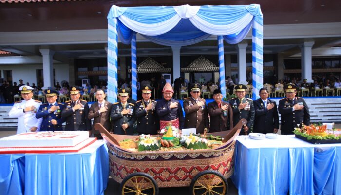 Gubernur Herman Deru Bacakan Amanat Presiden Prabowo pada Hari Bhayangkara ke-80, Tekankan Reformasi dan Pelayanan Publik Polri