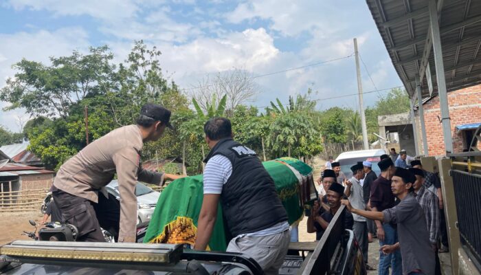 Bukan Sekadar Patroli, Randis Polsek Muara Pinang Kembali Antar Jenazah Warga, Wujud Nyata Polri Hadir hingga Perjalanan Terakhir