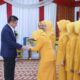 Kukuhkan Pengurus BKOW Sumsel, Gubernur Herman Deru Dorong Lahirnya Inovasi dan Penguatan Peran Perempuan   