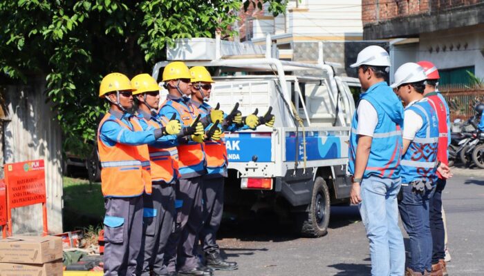 Konsisten Terapkan Budaya K3, PLN UID S2JB Sabet Penghargaan Zero Accident