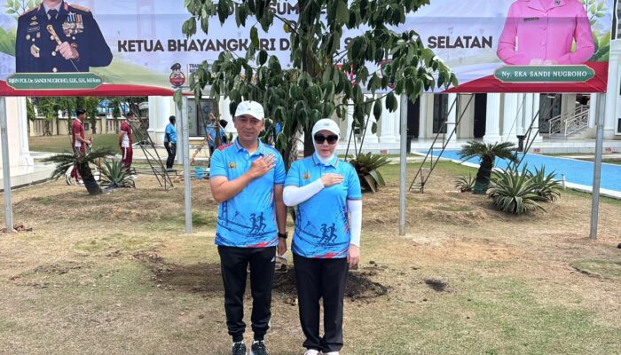 Kapolda Sumsel Pimpin Penanaman Pohon, Polda Sumsel Perkuat Dukungan terhadap Ketahanan Pangan dan Pelestarian Lingkungan