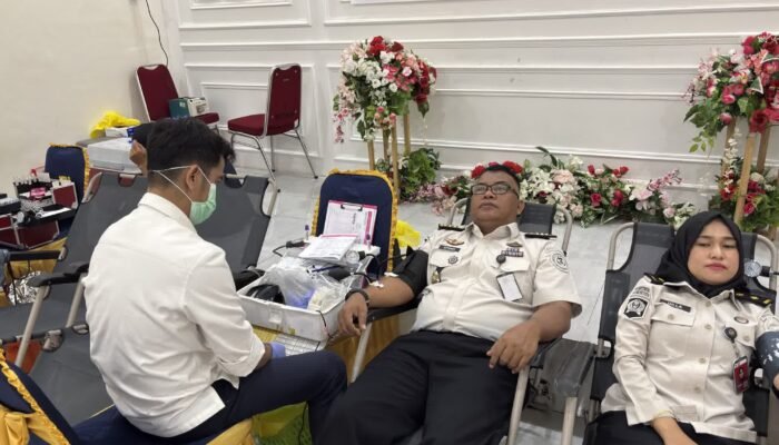 Semarak HUT Ke-81 RI, Pegawai Rutan Palembang Ikuti Donor Darah dan Pemeriksaan Kesehatan di LPKA Palembang
