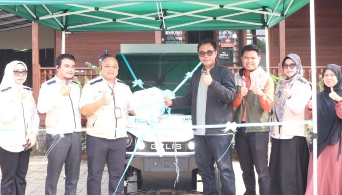 PLN Dorong Ekonomi Sirkular di Palembang lewat Gerobak Listrik GEMPITA