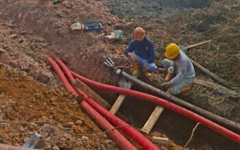 STOP Karhutla! Aksi PLN UP3 Palembang Pulihkan Infrastruktur Terdampak di Tanjung Api-Api