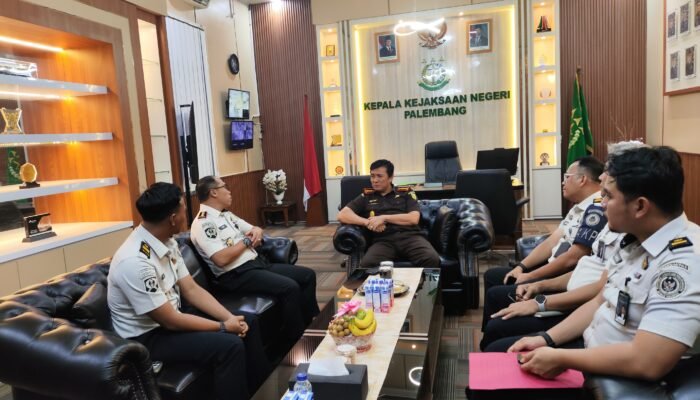 Kepala Rutan Palembang Perkuat Sinergitas dengan Kejaksaan Negeri melalui Kunjungan Silaturahmi