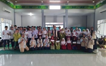 Cahaya Pintar YBM PLN Jaga Asa Pendidikan 66 Pelajar di Lahat