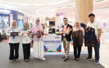 Booth Rumah BUMN Jambi Hadir di Palembang Icon, PLN UID S2JB Bawa 12 UMK Binaan Perluas Pasar