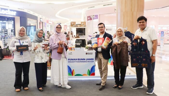Booth Rumah BUMN Jambi Hadir di Palembang Icon, PLN UID S2JB Bawa 12 UMK Binaan Perluas Pasar