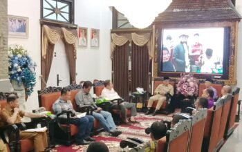 Bupati Teddy Tegaskan Pemkab OKU All Out Bela Nasib Ratusan Karyawan Mitra Ogan